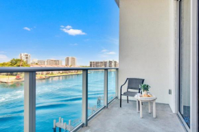 Luxury Amenities, Infinity Pool, Gym, Hot Tub